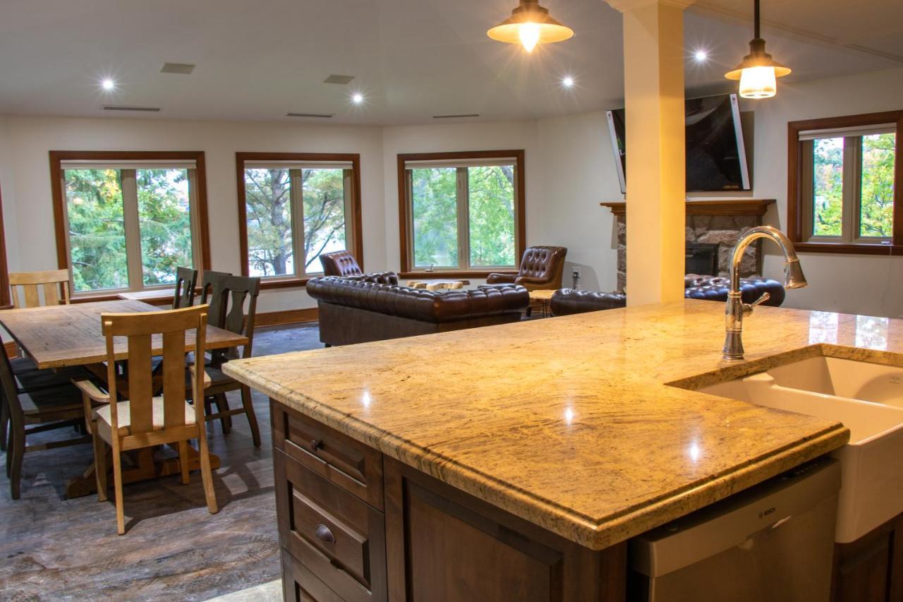 Fairy Bay Lakehouse Huntsville Extérieur photo